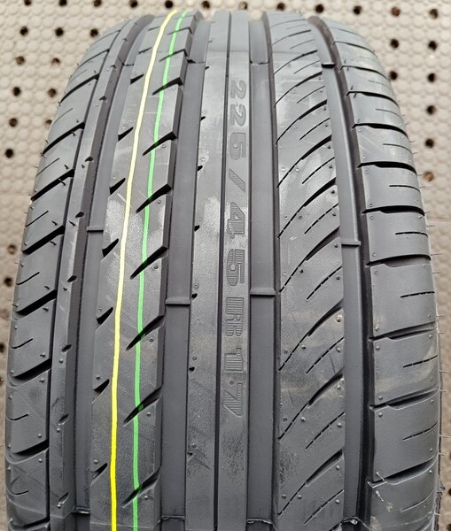 SunFull SF-888 215/55R16 97V